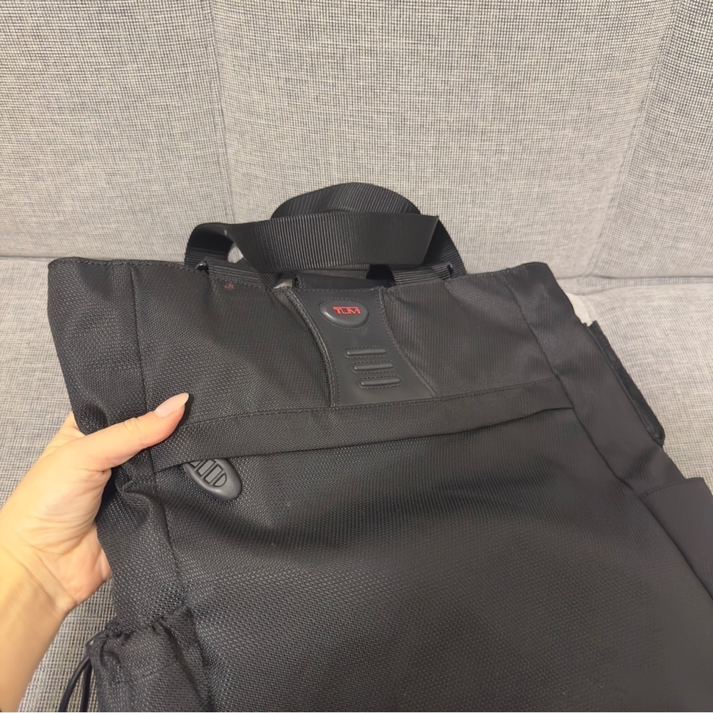 Tumi Black Tote Bag - Picture 6 of 10